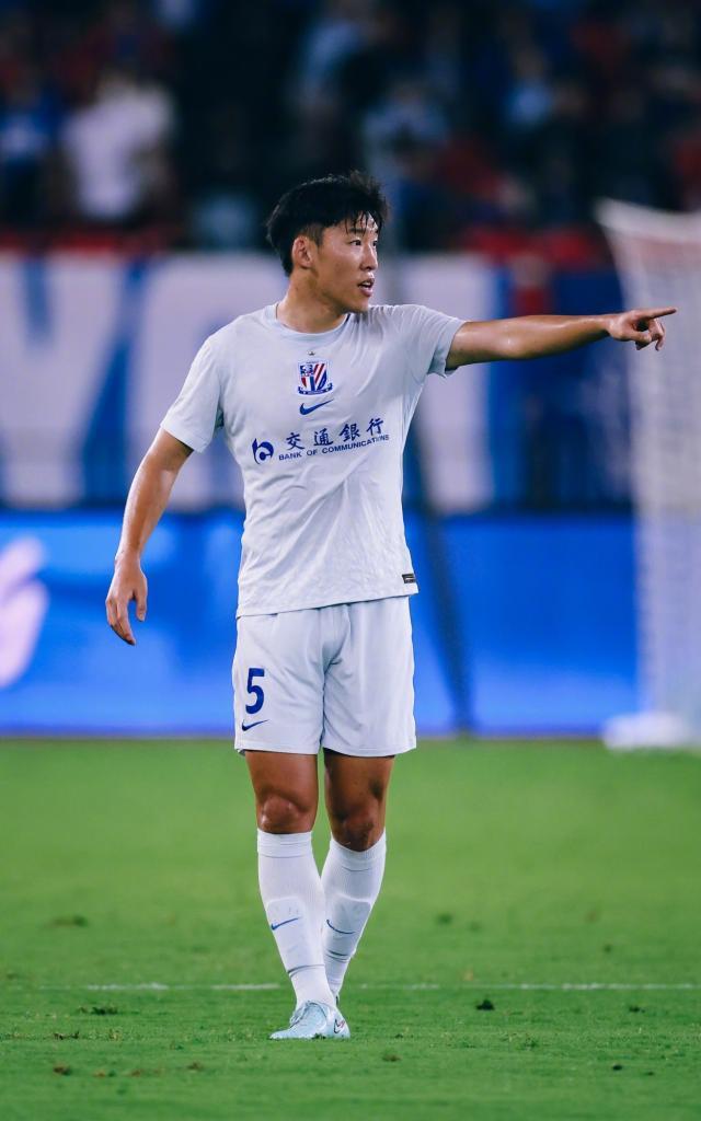 1792381708272084704.jpg 朱辰杰.jpg